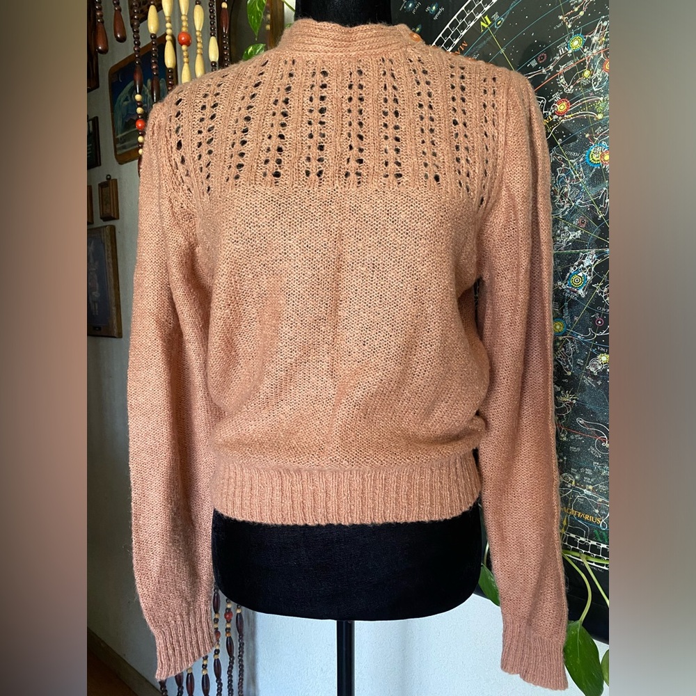 VTG Campus Casuals of California Mohair Blend Knit Light Sweater. Peach. Large.